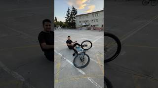 Heysen ellerini kaldır 😂 İZLEMEDEN GEÇME keşfet kesfet keşfetbeniöneçıkar bike mtb kaza [upl. by Nazay]