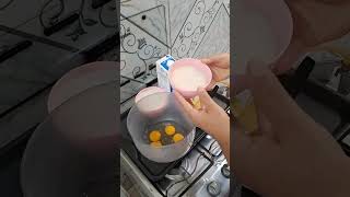 Bolo de abacaxi shortvideo receitaslight receitas comomontarringlight cozinha ringligth [upl. by Ahsaf]