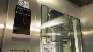 Haushahn hydraulic glass elevator at Börsenplatz subway station in Stuttgart [upl. by Rodgiva253]