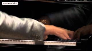 Lang Lang  Chopin Etude Op 10 No 5 [upl. by Akitan97]