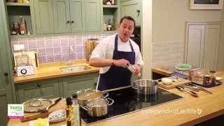 How to make Chicken Curry  Quick Easy and Family Friendly  Independentie [upl. by Ecnatsnoc]