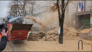 Farmers protest against the Regional Council in France [upl. by Yrocaj]