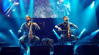 2Cellos  Despacito  Barcelona 12th May 2018 [upl. by Ellennahc]