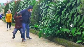 SEMAKSEMAK YANG BIKIN KAGET  BUSHMAN PRANK [upl. by Ioab888]