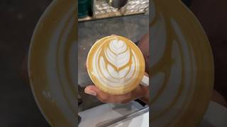 This one caffe latte artlatteart barista youtubeshorts latteart espresso shot 🌿🌿🌿🌿🌿 [upl. by Child258]