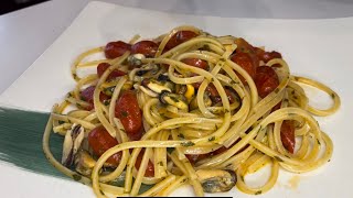 Spaghetti con le cozze [upl. by Cimbura]