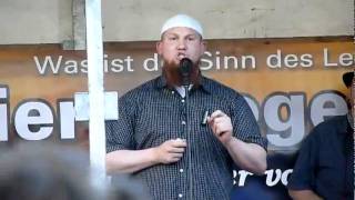 Warum benehmen sich viele quotMuslimequot so asozial  Pierre Vogel [upl. by Yerocaj911]