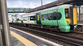 Train At Newhaven Harbour Train Station  2024 [upl. by Anelem]