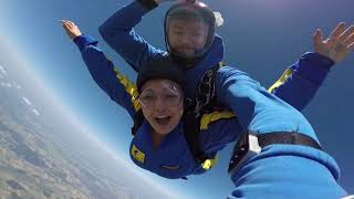 Tandemsprung von Kristina bei skydive nuggets in Leutkirch [upl. by Adnertal]