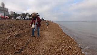 Cowes Beach Walk  Isle Of Wight  December 2019  kittikoko [upl. by Kenwood]