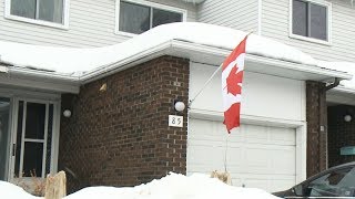 Soldier told to remove Canadian flag from Ottawa home [upl. by Efren]