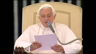 Benedetto XVI spiega San Tommaso ed il rapporto inscindibile fra fede e ragione [upl. by Ailuy]