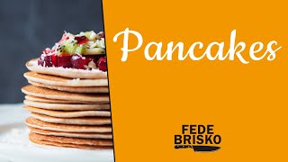 PANCAKES de AVENA Y BANANA  SÚPER FÁCILES y en 30 SEGUNDOS [upl. by Winna]