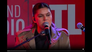 Louane  La pluie Live  Le Grand Studio RTL [upl. by Turro]