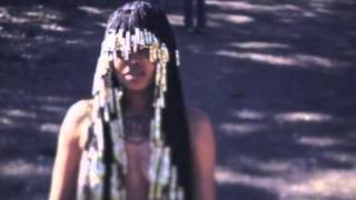 Erykah Badu  Vibrate On [upl. by Ycul501]