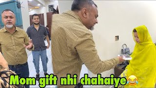 Mama ko papa se gift nhi chahaiye😂  papa ghussa hogai🥲 funny vlog😂 [upl. by Ahsemik]