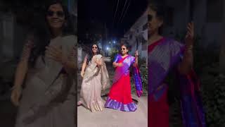 Mom’s swag 🔥 itlusravani motheranddaughter manasilaayo superstarrajinikanth song [upl. by Roseann283]