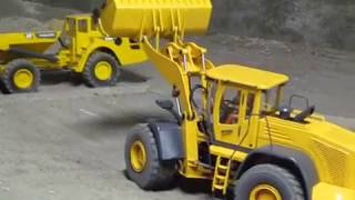 Volvo A30F rc Chargeur Loader 870K rc eaglemach CTI 114 RC4WD [upl. by Wilkey684]