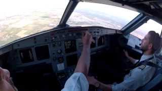 Algiers DAAG Cockpit view landing 09 [upl. by Katharina521]