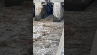 Dam flood release dameasyfloodbarriers [upl. by Ilak902]