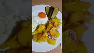 Tolles Abendessen mit Bratkartoffeln und Spiegelei short shorts viral essen usingen [upl. by Ycak398]