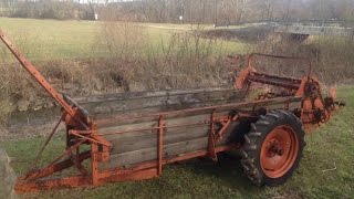 MANURE SPREADER IN ACTION [upl. by Aon947]