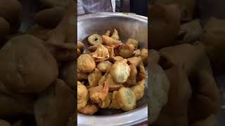 Bengal famous samose in gwalior food tastyburger streetfood youtubeshorts foodie youtubeshorts [upl. by Neiviv]