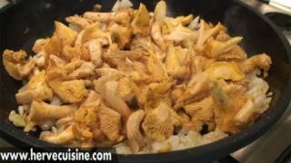 Recette de lomelette aux girolles [upl. by Tteve444]