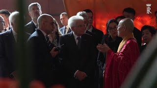 Cina Mattarella in visita al tempio di Lingyin [upl. by Corabella]