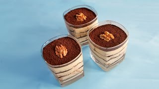 Recette de Tiramisu crémeux sans mascarpone  Yummy Français [upl. by Amabelle]