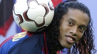 La magia de Ronaldinho jugadas goles burladas skills control de balon [upl. by Irolam]