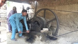 Old Engines Starting up Diesel Engine running video compilation Old Black engine 22 HP [upl. by Hgielhsa]