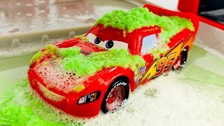 Carros para niños  Car Wash Disney Pixar Cars  Rayo Mcqueen Lavado de Coches [upl. by Annoya]