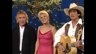 Linda Feller Muck Tom Astor  Country Music Medley  2001 [upl. by Nosinned]