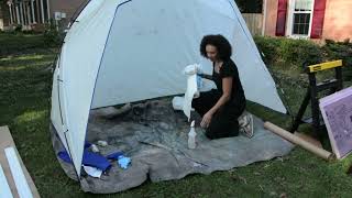 How to Spray Paint Furniture Outside HomeRight Spray Shelter Review  Thrift Diving [upl. by Chirlin]