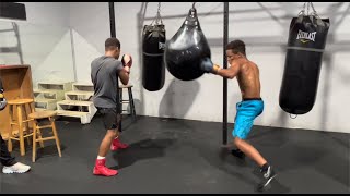 THE GRADY TWINS DISPLAYING PUNCHING TECHNIQUE ON HEAVY amp AQUA BAG AT J PRINCE BOXING GYM  TRAINING [upl. by Aiel]