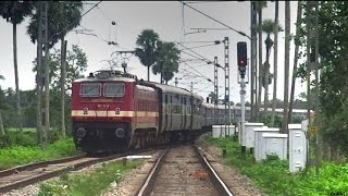 12822 Dhauli Express Curving and Changing Track at Maltatipatpur [upl. by Edgell]