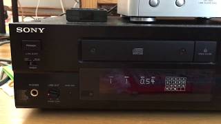 Sony CDPX555ES  HighEnd CDPlayer [upl. by Chrysler]