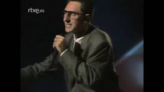 Franco Battiato  Yo quiero verte danzar en castellano 25071987 [upl. by Eenafit]