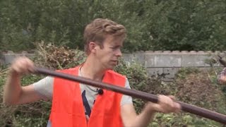 Jonas zet het containerpark in rep en roer  Jonas amp Van Geel  VTM [upl. by Humpage774]