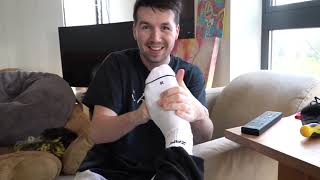 Callux giving W2S a foot massage [upl. by Llebanna]