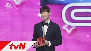 tvNfestivalampawards tvN10어워즈 tvN PD 사랑 독차지 이제훈정상훈 161009 EP3 [upl. by Nnylidnarb]