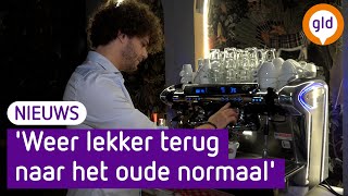 Slechts handvol waarschuwingen en boetes sinds invoering coronapas [upl. by Yarg]