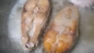 DEEP FRYING FISH GONE WRONG🔥😱🥵OIL SPLASHING ON ME WATCH TILL END🤕trendingcookingasmrcooking [upl. by Norha]