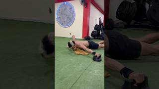 Entrenando flexiones de pecho en arqueras [upl. by Dallis]