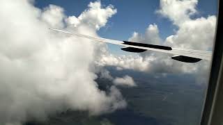 Landing met KLM op zanderij Suriname Paramaribo [upl. by Hwang736]