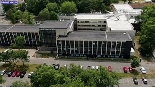 Vidéo aérienne par drone du campus de Saint Germain en Laye [upl. by Berkin]