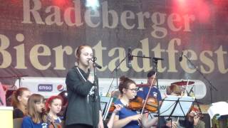 Gesang 3  BigBand des HumboldtGymnasium Radeberg Bierstadtfest 2017 [upl. by Retluoc]