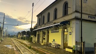 PORTO VALTRAVAGLIA ATTENZIONE  TRENO IN TRANSITO AL BINARIO UNO [upl. by Atteloiv61]