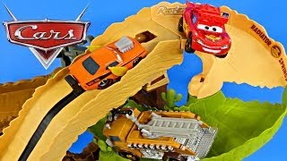 CARS Radiator Springs 500 12 OffRoad Rally Race Track Action Shifters Lightning Mcqueen Play Doh [upl. by Jeaz]